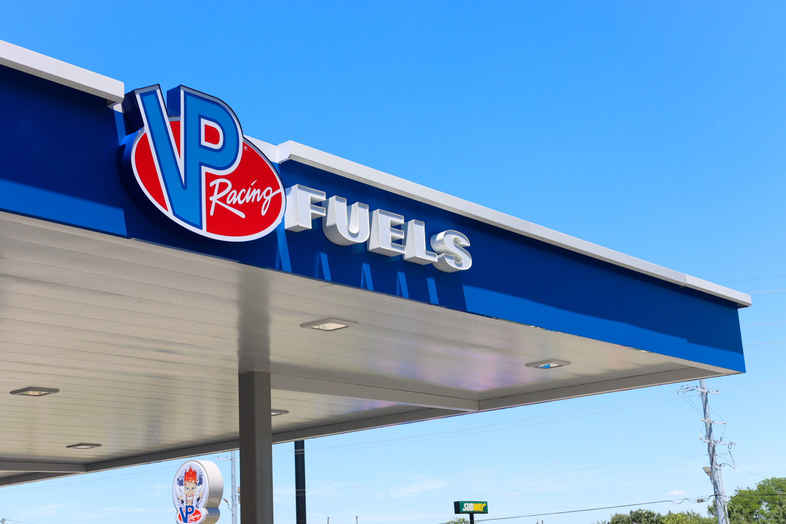 Get Strong Power with VP 110 Racing Fuel